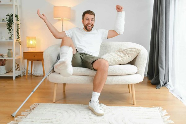 Quels conseils suivre pour une réhabilitation réussie après une opération du genou?